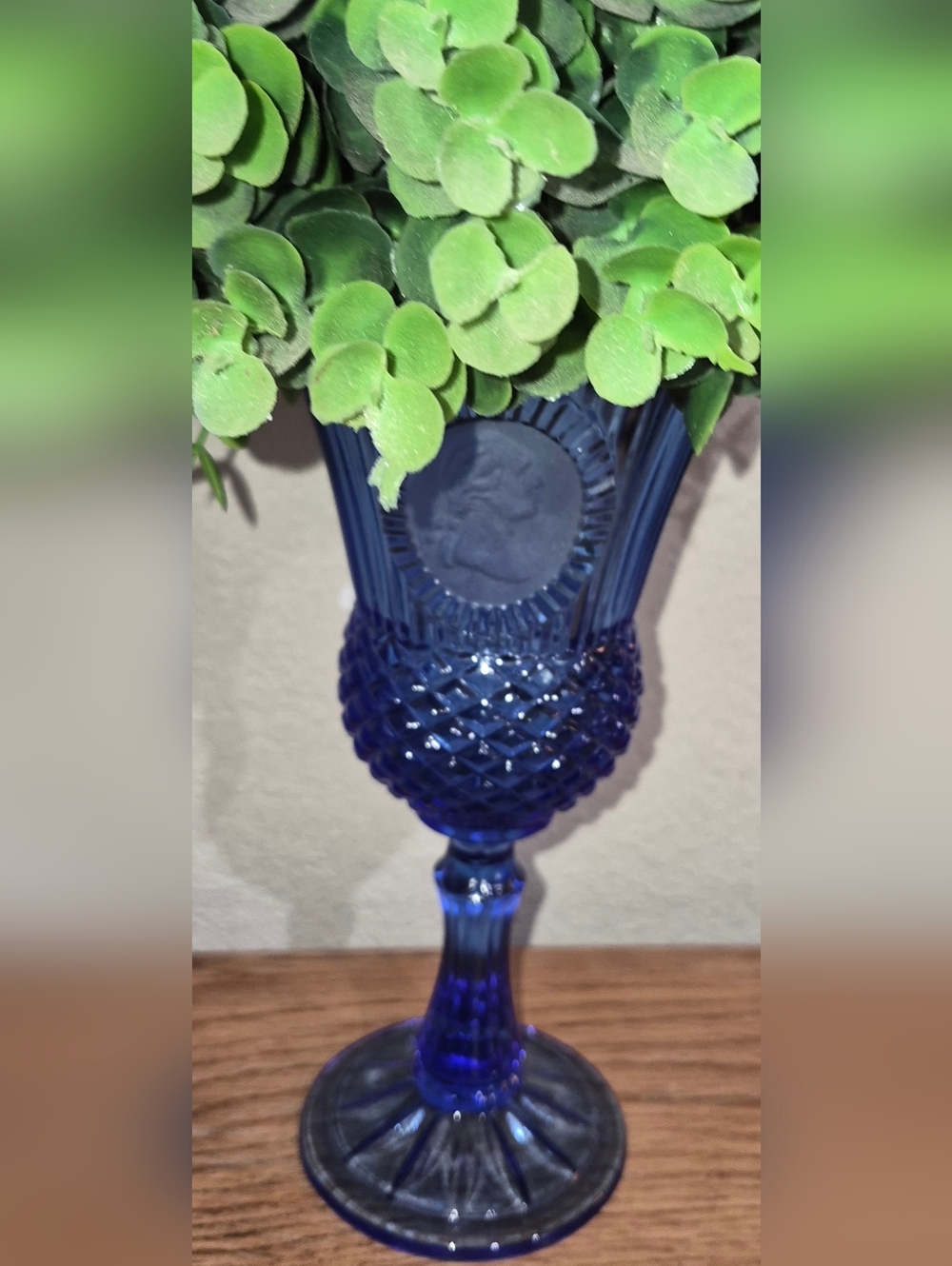 Vintage Avon Fostoria George Washington Cobalt Blue Wine Glass - Picture 4 of 4